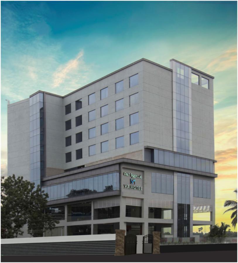 V 7 Hotel Chennai Dış mekan fotoğraf